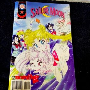 2 Sailor moon chix comic books TokyoPop #21 and #20 🌙